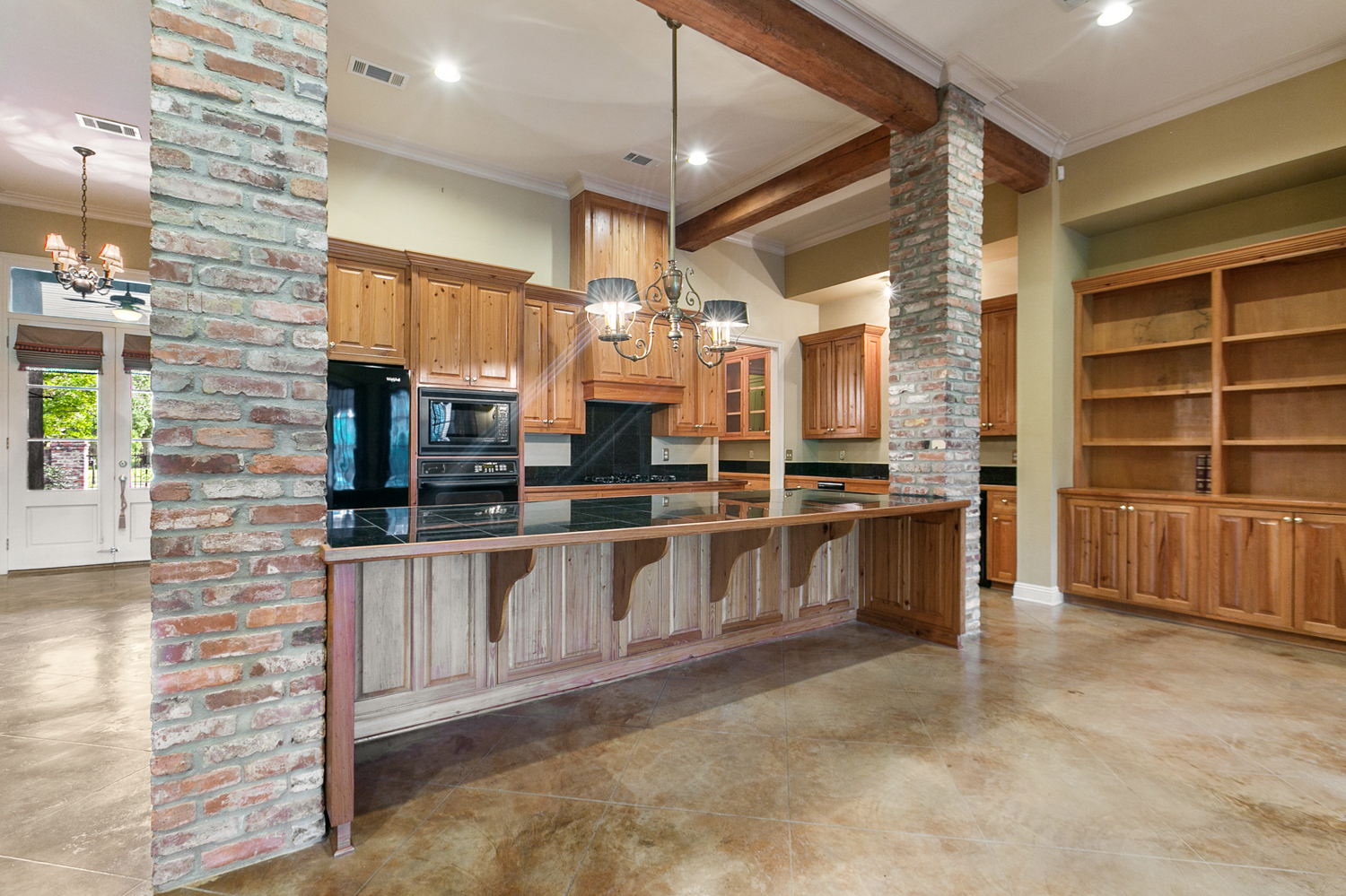 Baton Rouge, Louisiana, 70810, United States, 3 Bedrooms Bedrooms, ,3 BathroomsBathrooms,Residential,For Sale,1917502
