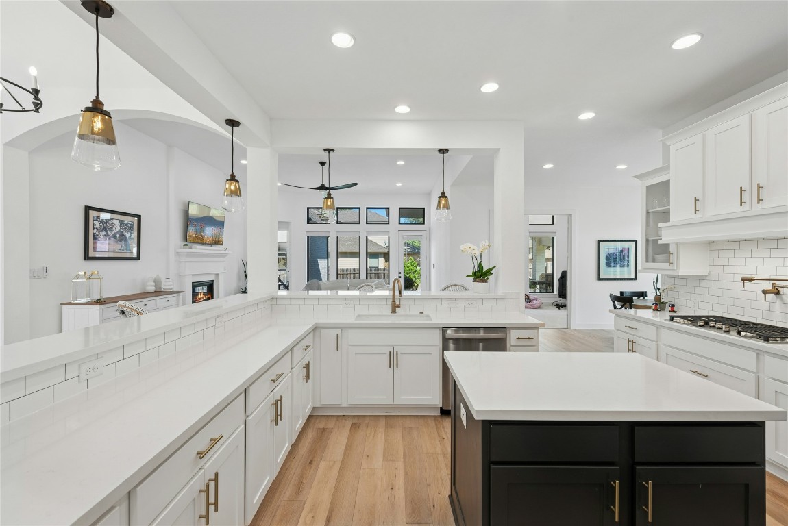 Georgetown, Texas, 78628, United States, 4 Bedrooms Bedrooms, ,4 BathroomsBathrooms,Residential,For Sale,1967057