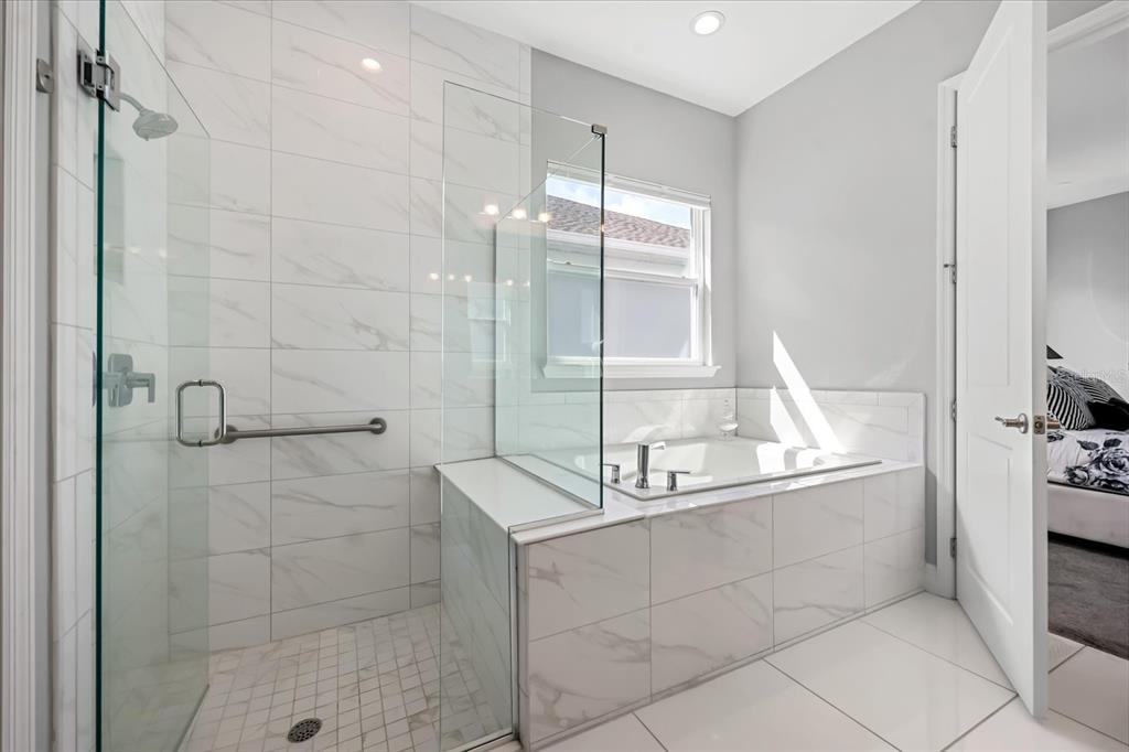 Kissimmee, Florida, 34747, United States, 3 Bedrooms Bedrooms, ,2 BathroomsBathrooms,Residential,For Sale,1865717