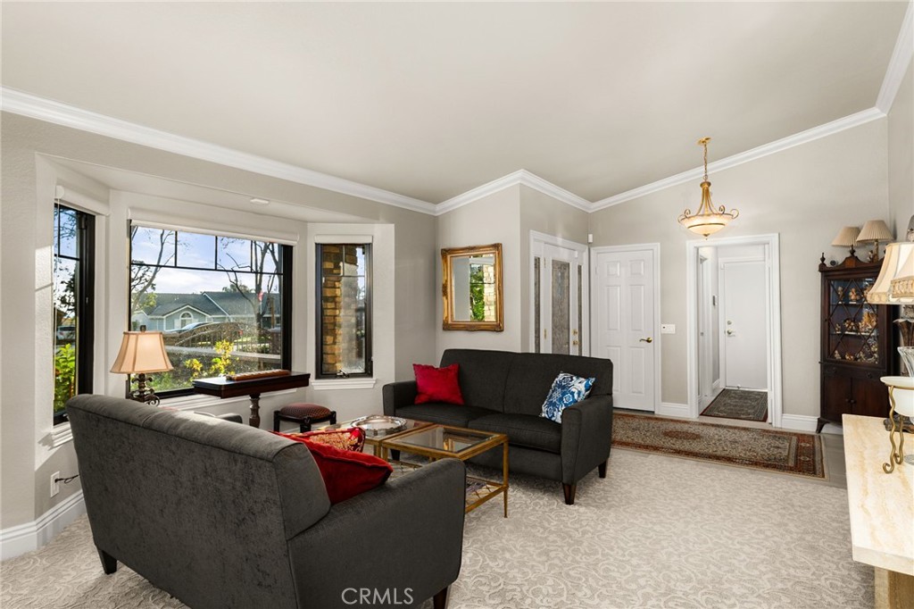 Upland, California, 91784, United States, 4 Bedrooms Bedrooms, ,3 BathroomsBathrooms,Residential,For Sale,2008510