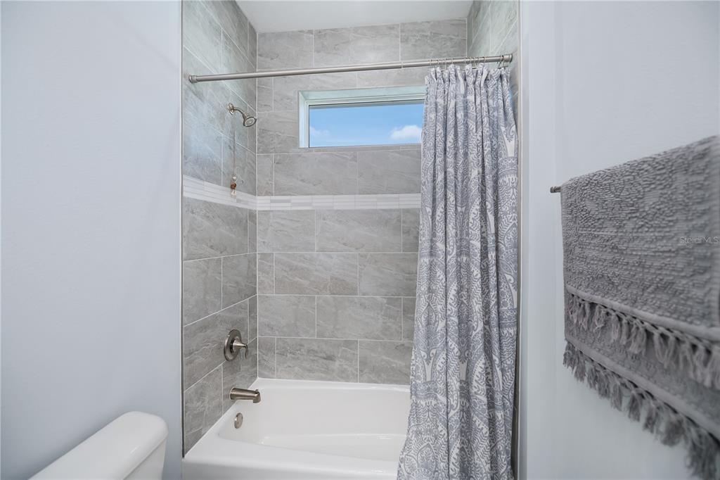 Venice, Florida, 34285, United States, 3 Bedrooms Bedrooms, ,2 BathroomsBathrooms,Residential,For Sale,1934164