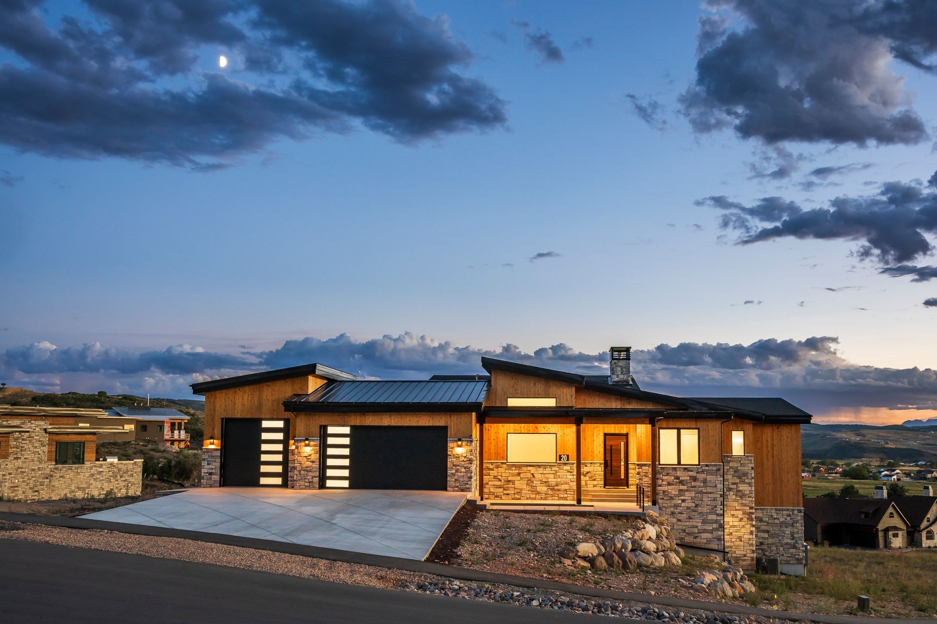  New Build Mountain Modern Home with Expansive Views - 物件實景