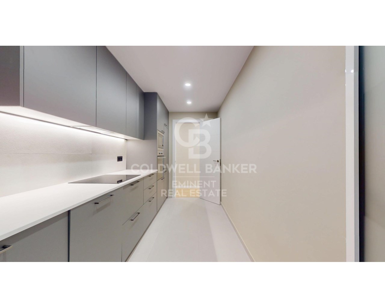 Barcelona, Catalonia, ES, 4 Bedrooms Bedrooms, ,2 BathroomsBathrooms,Residential,For Sale,1826815