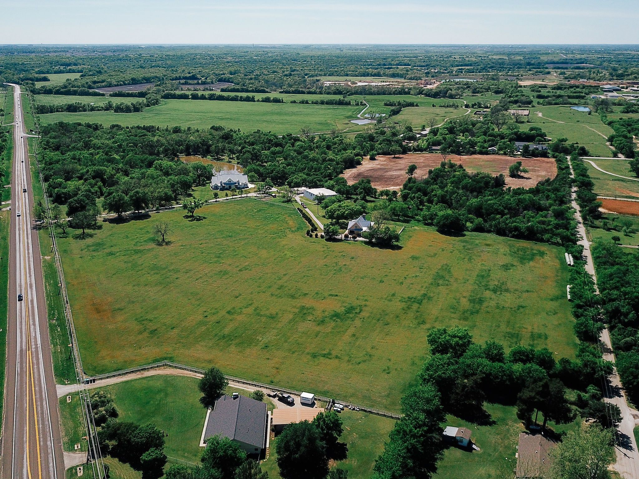  9325 FM 428, Aubrey, TX 76227 - 物件實景