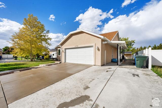 West Valley City, Utah, 84128, United States, 6 Bedrooms Bedrooms, ,3 BathroomsBathrooms,Residential,For Sale,1976831