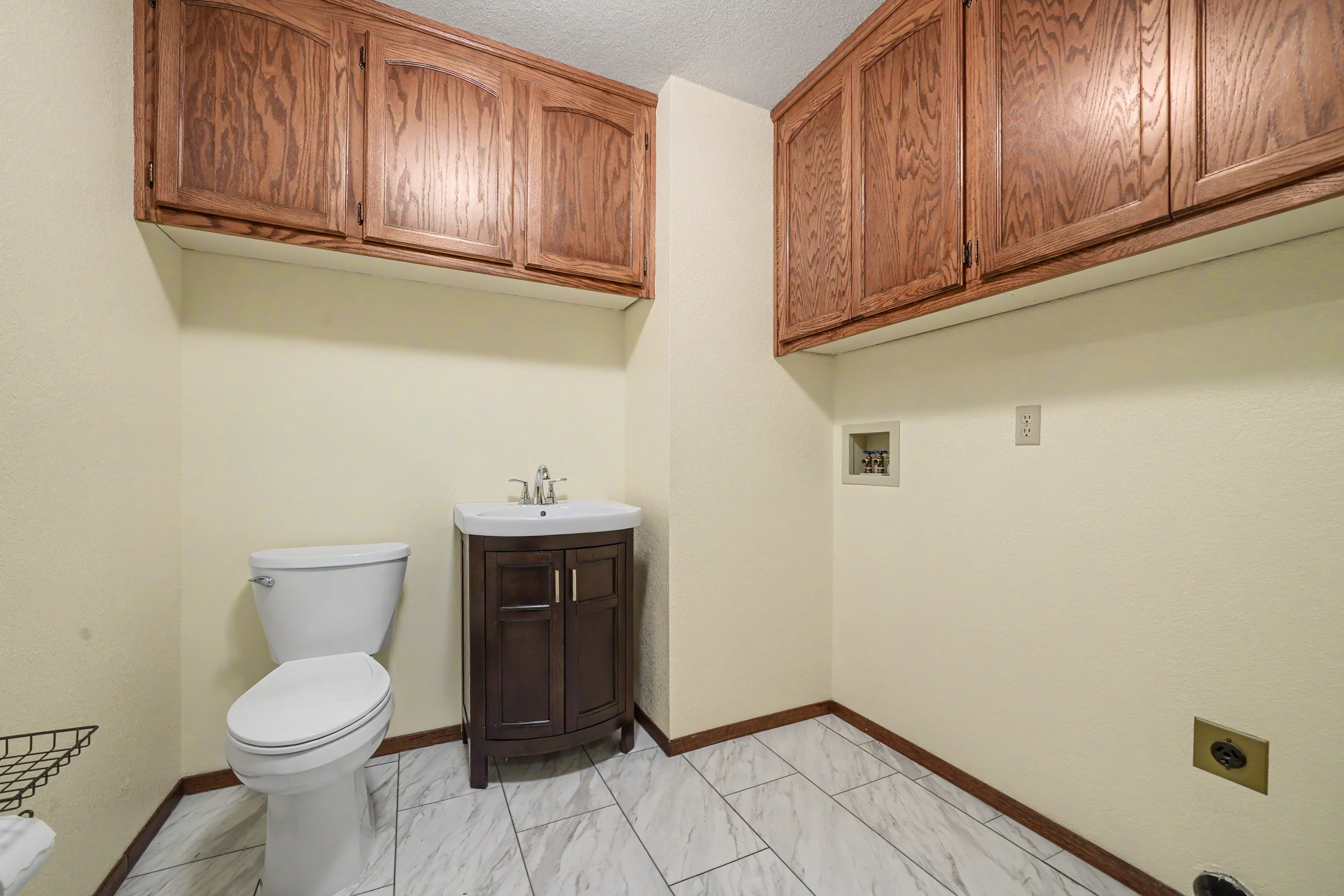  Spacious Sutter Creek Home with Hillside Views and Endless Potential - 物件實景
