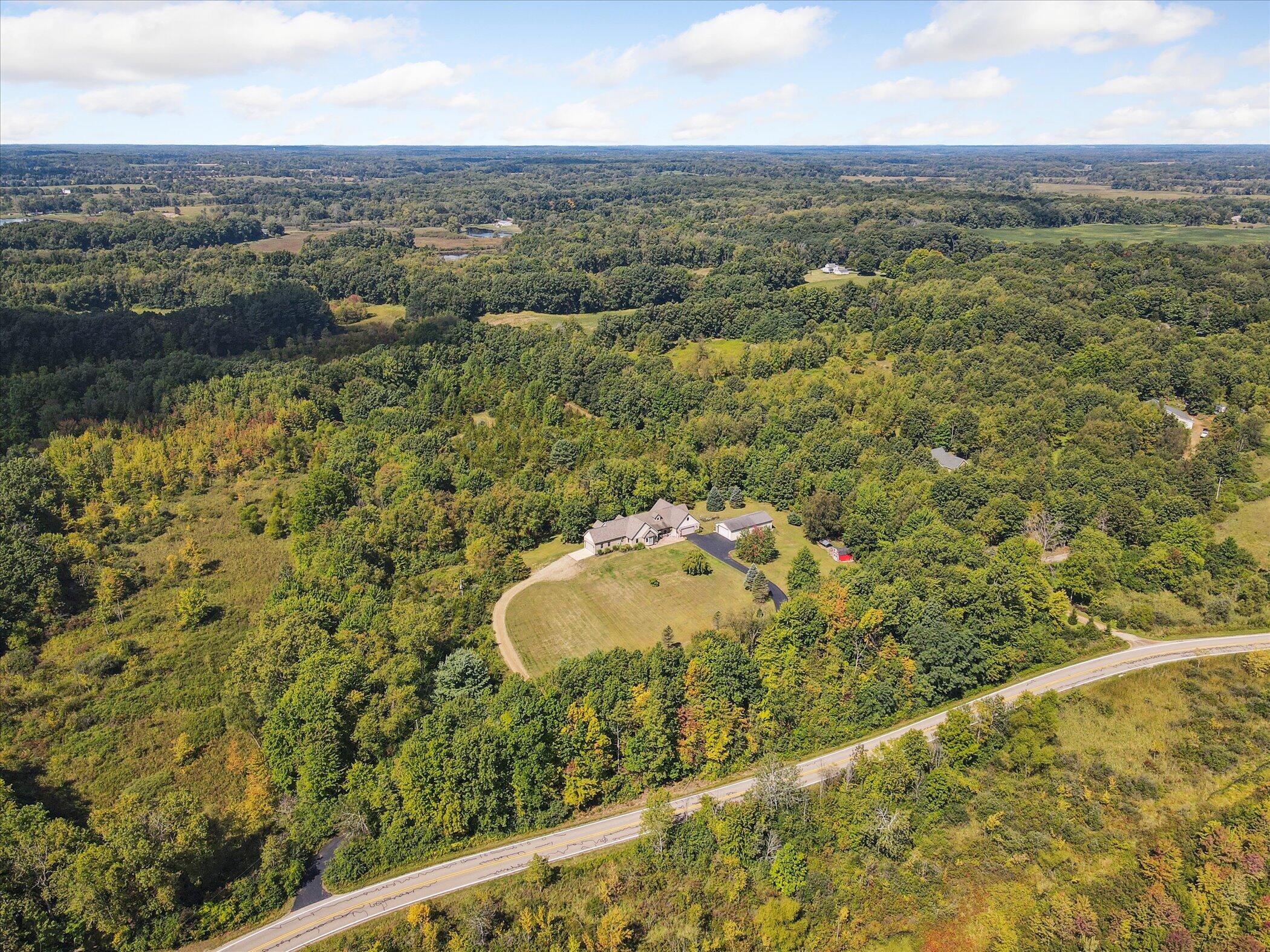 Horton, Michigan, 49246, United States, 5 Bedrooms Bedrooms, ,4 BathroomsBathrooms,Residential,For Sale,1940330