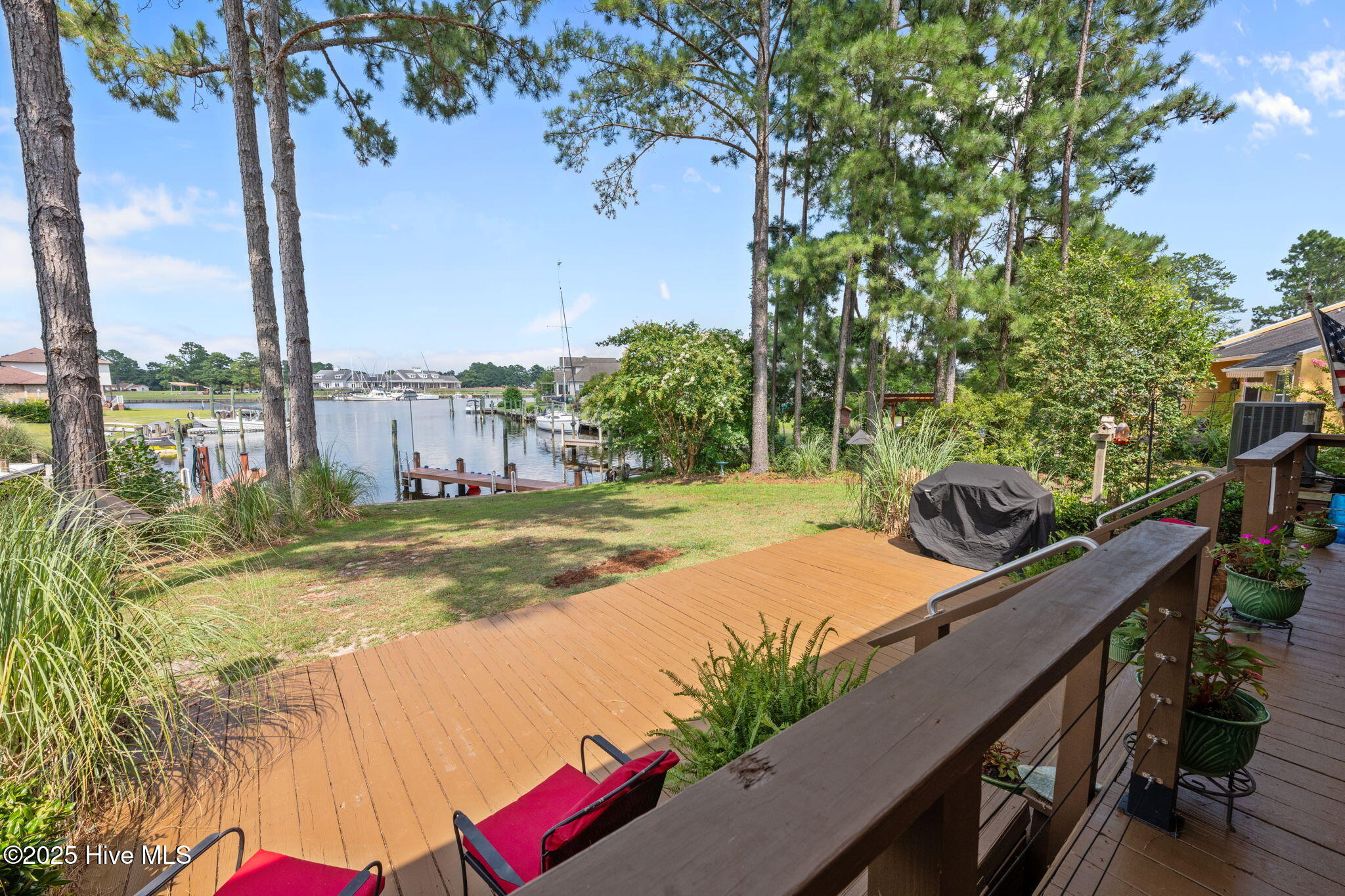 New Bern, North Carolina, 28560, United States, 4 Bedrooms Bedrooms, ,3 BathroomsBathrooms,Residential,For Sale,1946891