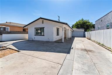 South Gate, California, 90280, United States, 2 Bedrooms Bedrooms, ,2 BathroomsBathrooms,Residential,For Sale,1904304