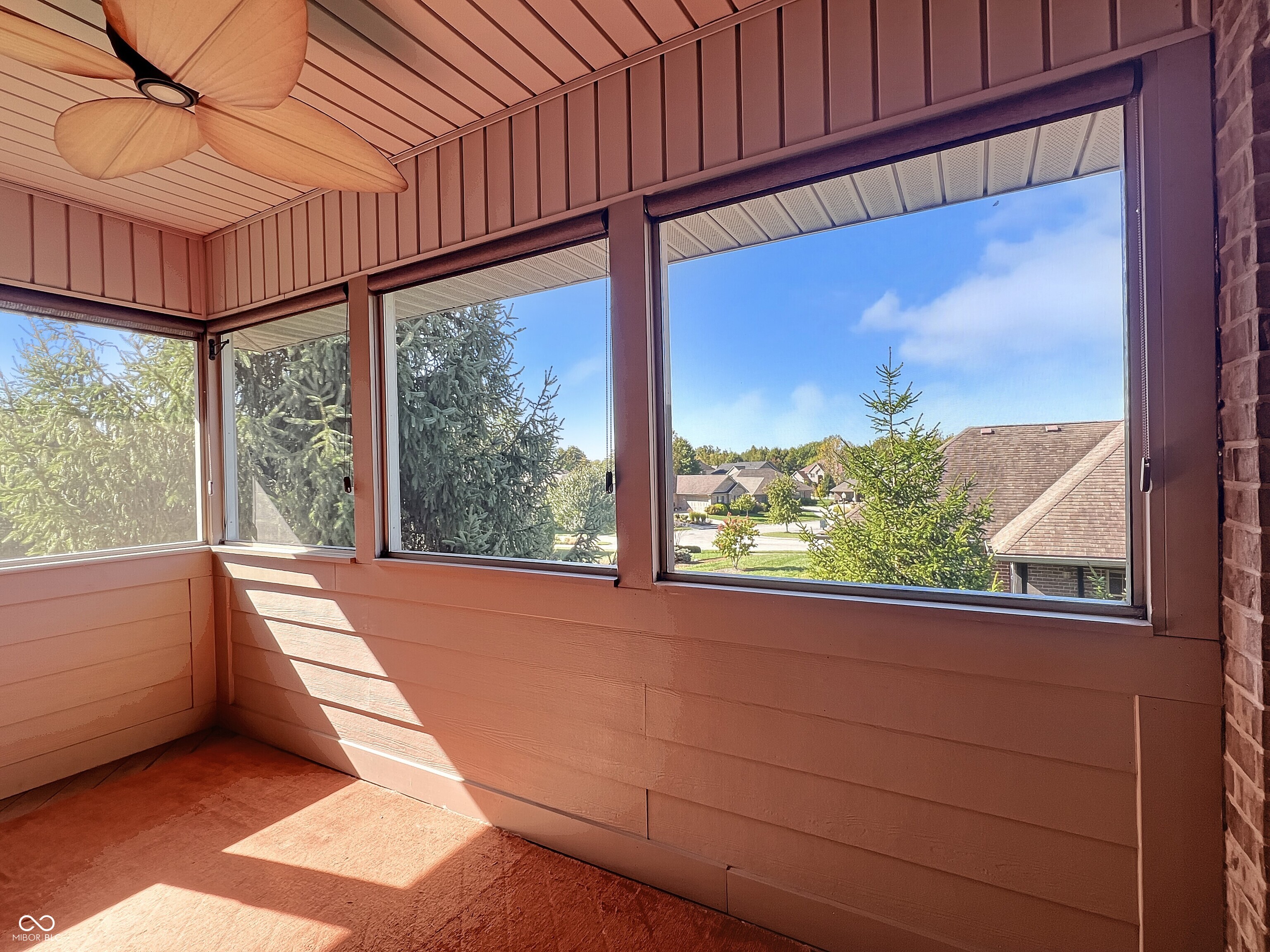 Columbus, Indiana, 47201, United States, 3 Bedrooms Bedrooms, ,3 BathroomsBathrooms,Residential,For Sale,1977125