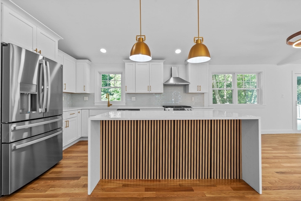 Hanover, Massachusetts, 02339, United States, 4 Bedrooms Bedrooms, ,3 BathroomsBathrooms,Residential,For Sale,1930429