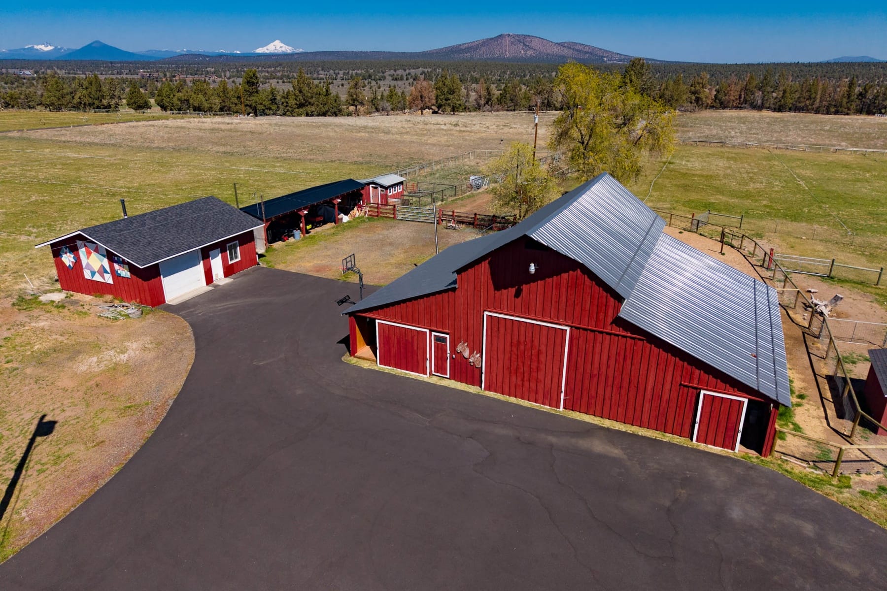  20900 SW Young Avenue Bend, OR 97703 - 物件實景