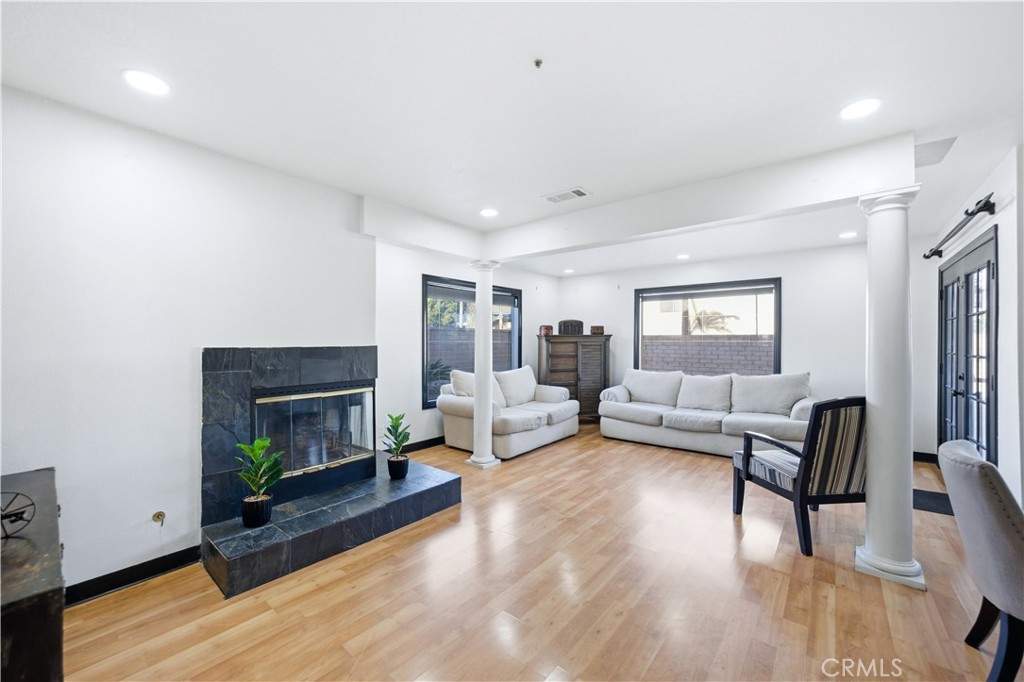 Fontana, California, 92336, United States, 3 Bedrooms Bedrooms, ,2 BathroomsBathrooms,Residential,For Sale,2028029