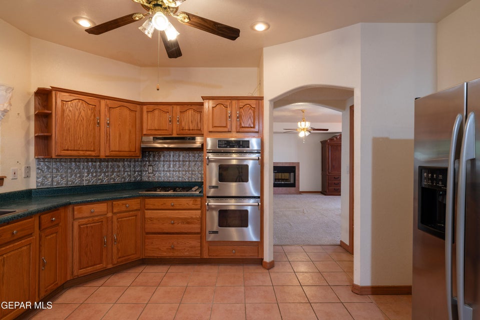 El Paso, Texas, 79934, United States, 4 Bedrooms Bedrooms, ,4 BathroomsBathrooms,Residential,For Sale,1978483