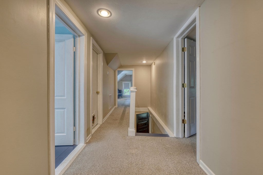 Andrews, North Carolina, 28901, United States, 5 Bedrooms Bedrooms, ,4 BathroomsBathrooms,Residential,For Sale,1912195