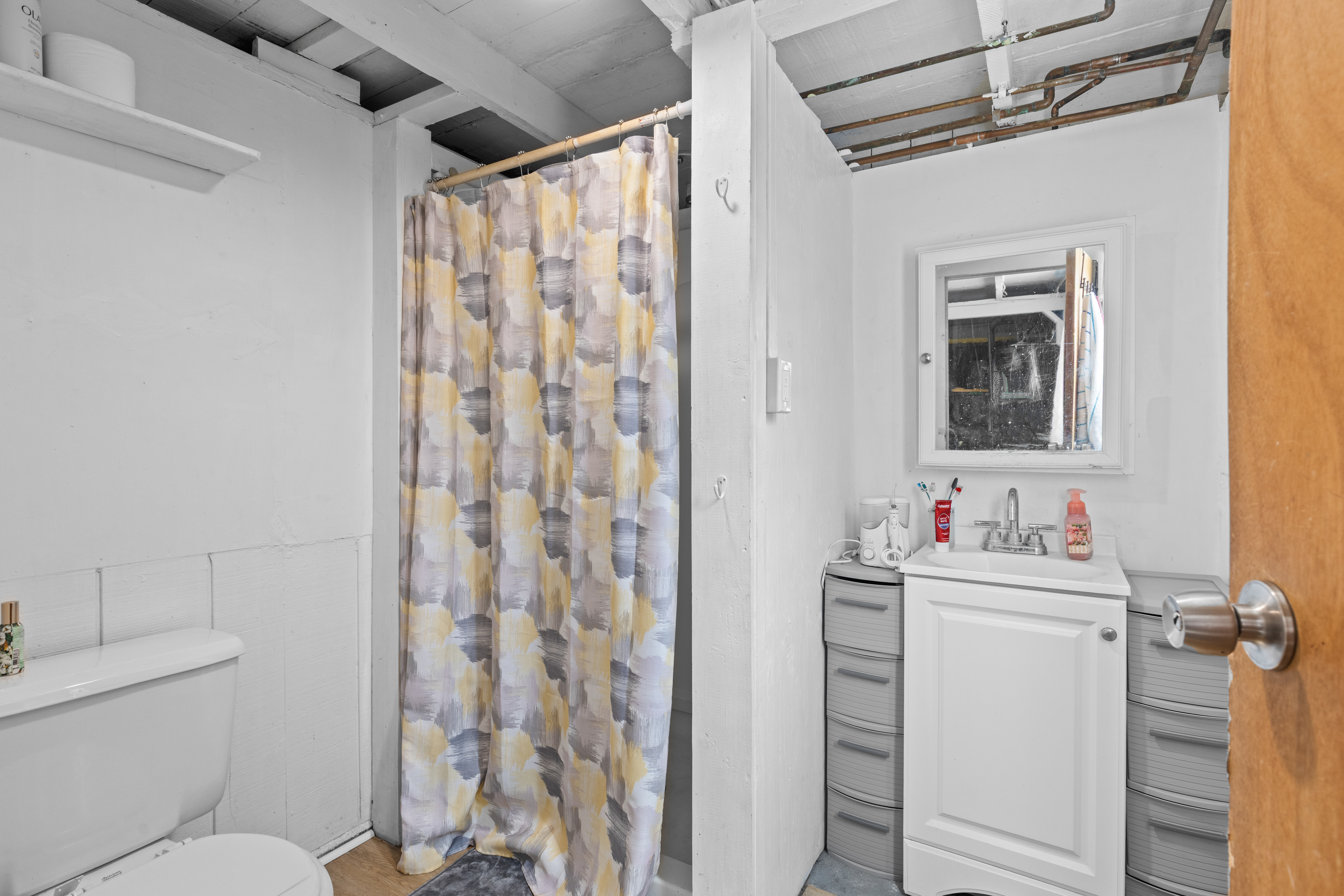 Hilo, Hawaii, 96720, United States, ,Residential,For Sale,1829133