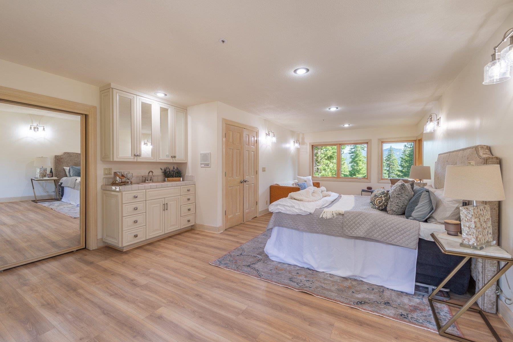 Olympic Valley, California, 96146, United States, 5 Bedrooms Bedrooms, ,4 BathroomsBathrooms,Residential,For Sale,1906750