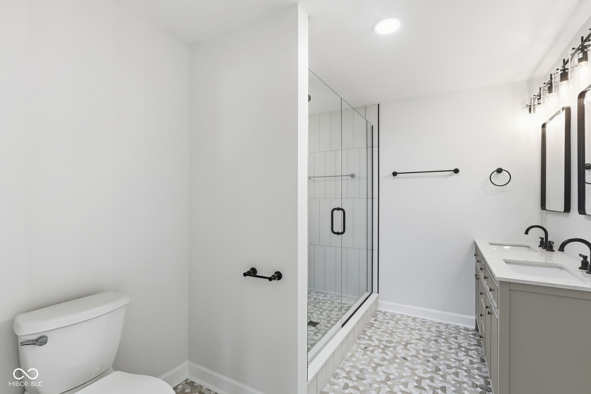 Carmel, Indiana, 46033, United States, 4 Bedrooms Bedrooms, ,3 BathroomsBathrooms,Residential,For Sale,1998022