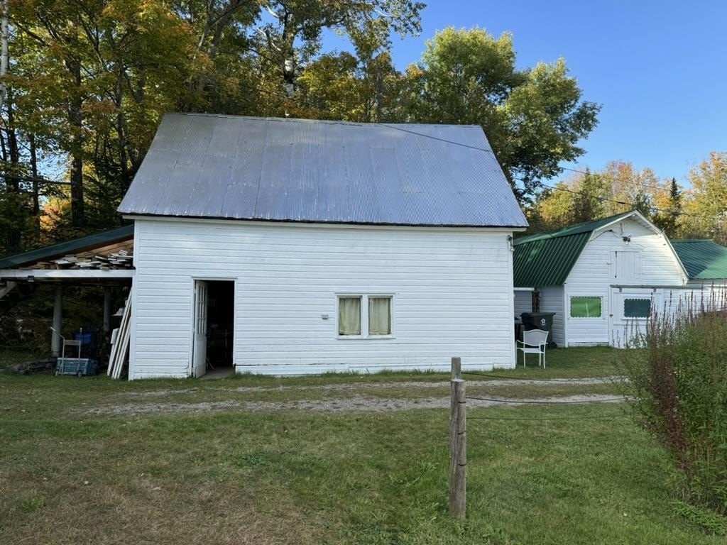 Westmore, Vermont, 05860, United States, 3 Bedrooms Bedrooms, ,1 BathroomBathrooms,Residential,For Sale,1974446