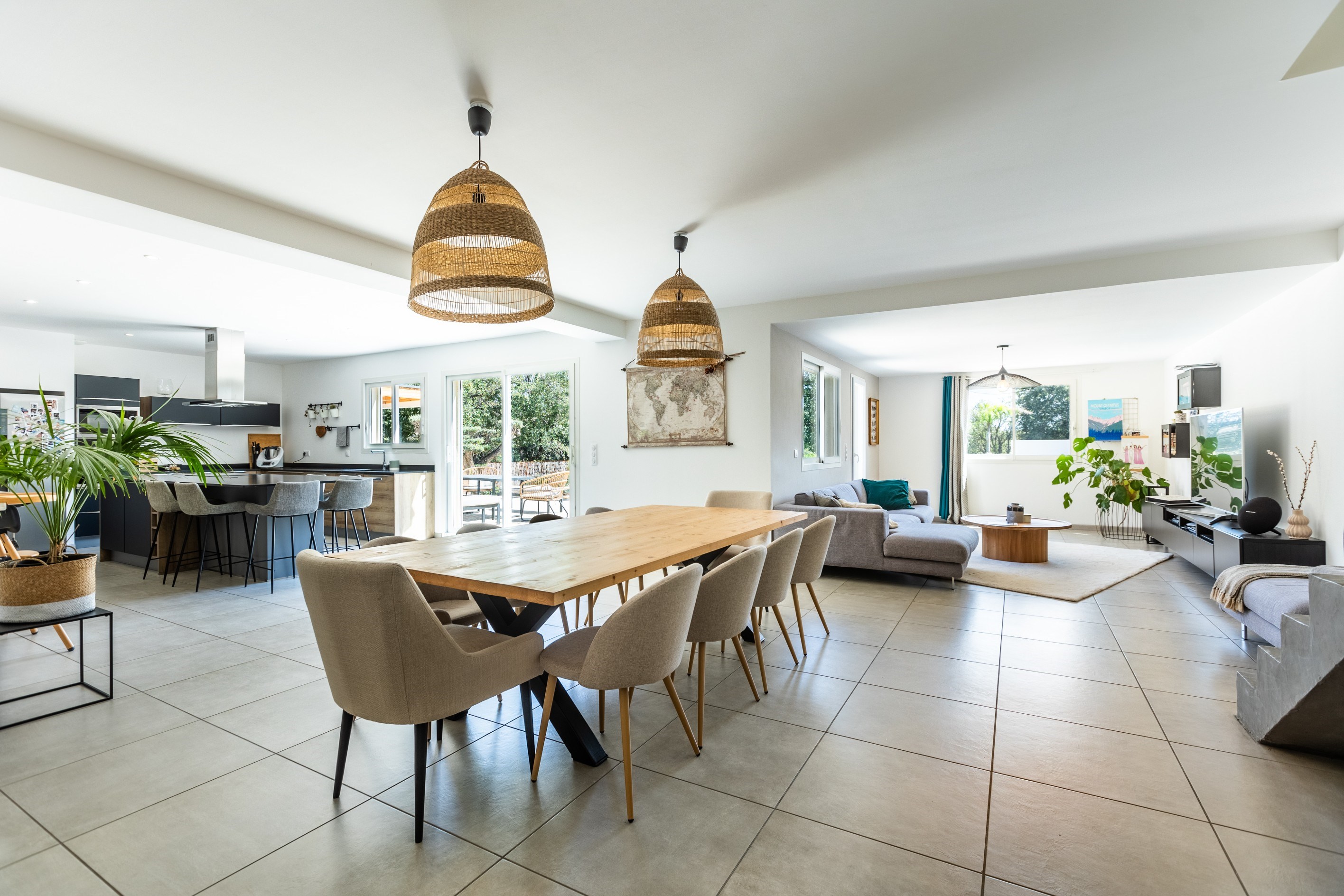  SPACIOUS VILLA WITH A COUNTRY FEEL IN THE CITY - 物件實景
