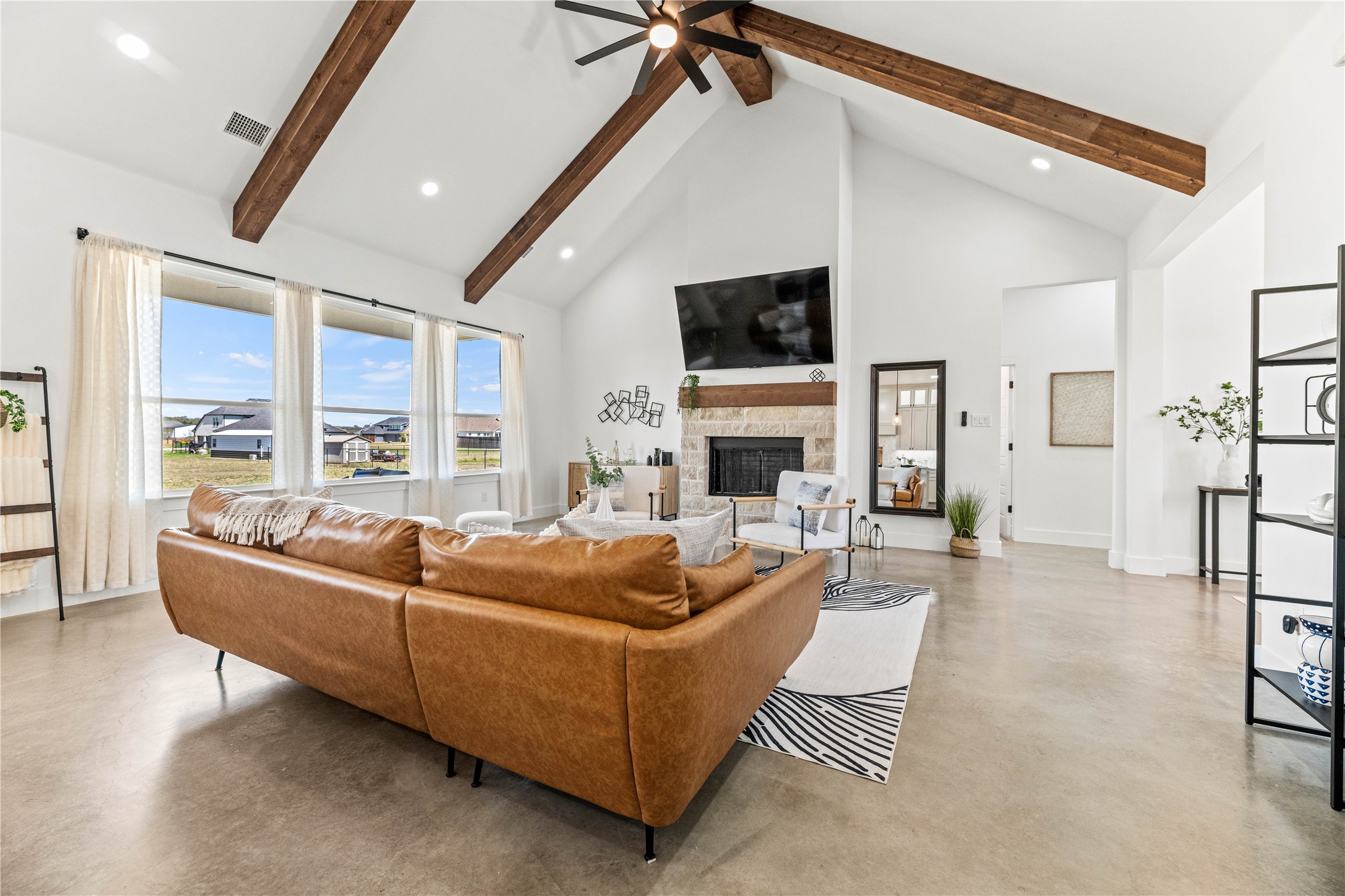 Waxahachie, Texas, 76064, United States, 4 Bedrooms Bedrooms, ,3 BathroomsBathrooms,Residential,For Sale,1857043