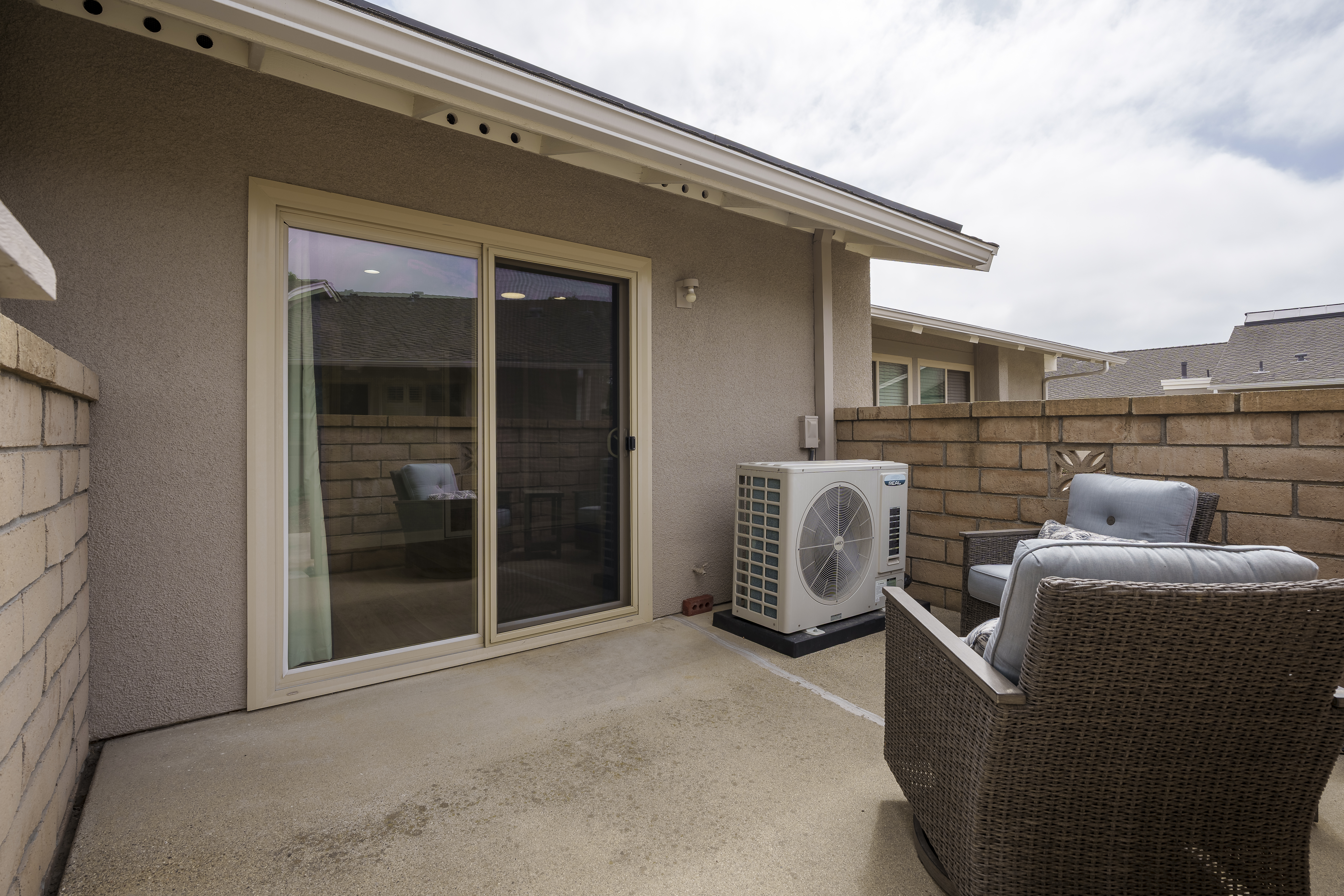  8816 Yuba Circle, Huntington Beach, CA 92646 - 物件實景