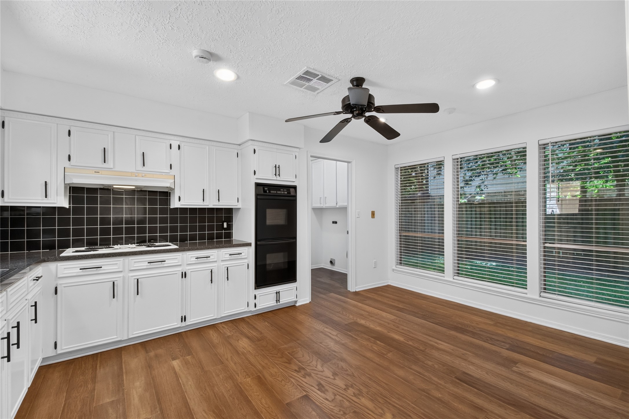  25223 Lynbriar Lane - 物件實景