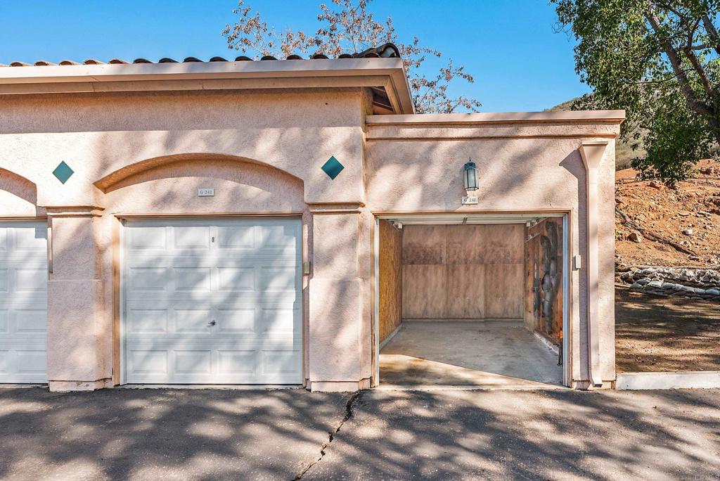 San Diego, California, 92128, United States, 2 Bedrooms Bedrooms, ,2 BathroomsBathrooms,Residential,For Sale,2001804