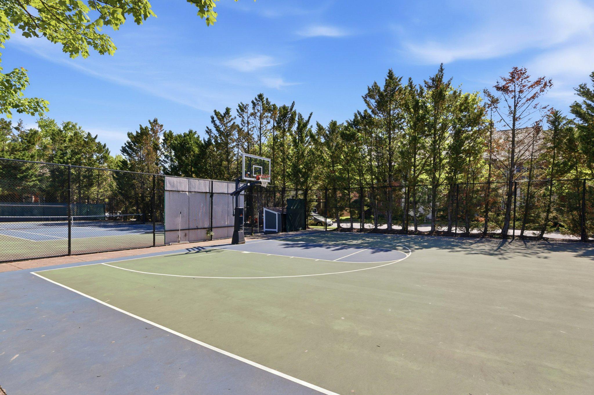  119 Thurgood Street, Gaithersburg, MD, 20878 - 物件實景