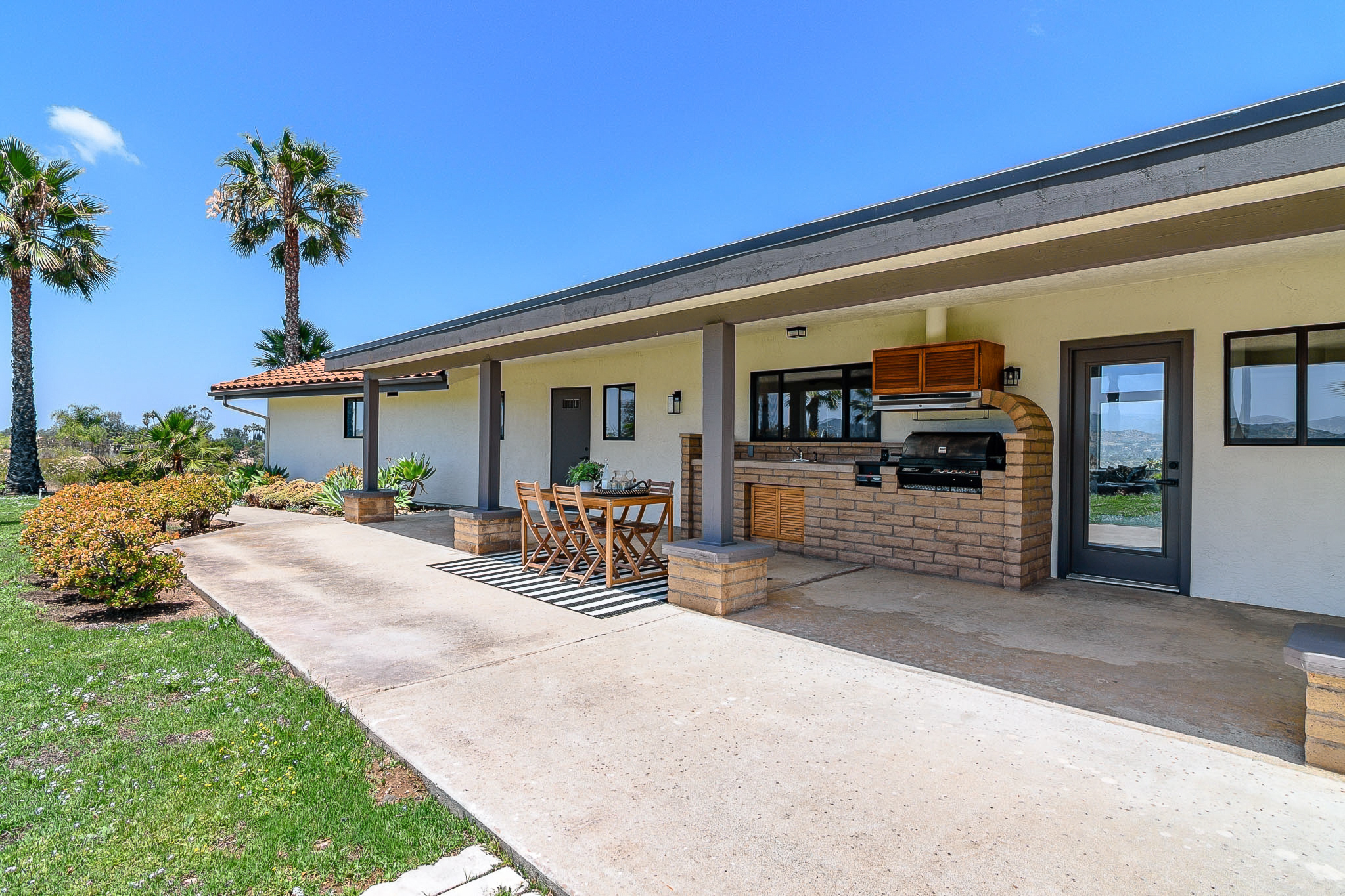  14043 Calle De Vista, Valley Center, CA 92082 - 物件實景