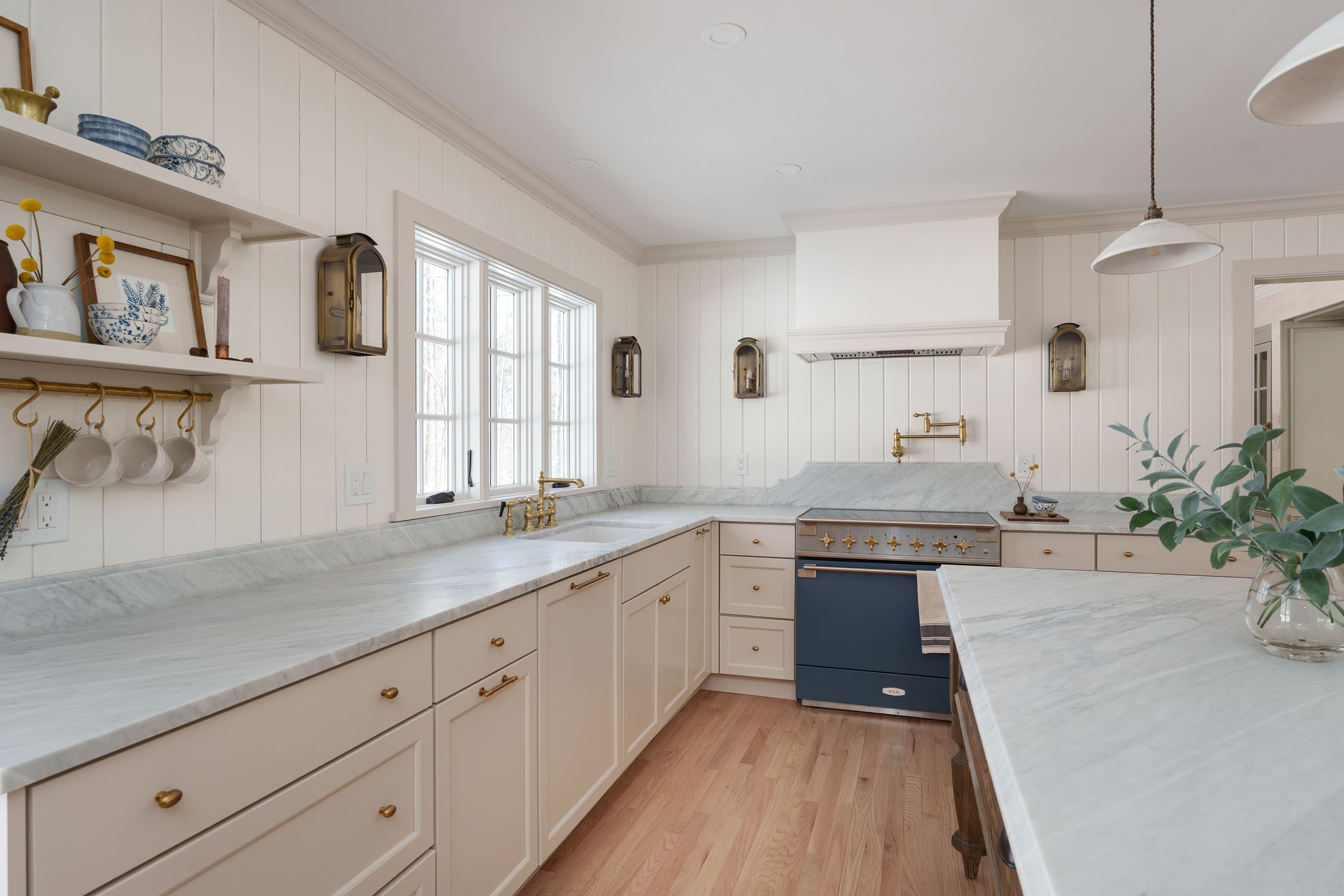  An Uncompromising Renovation Infused with Chic Designer Style - 物件實景