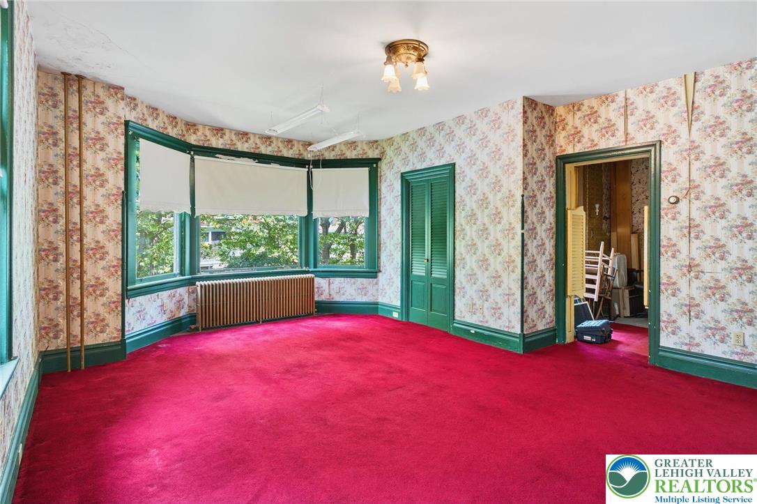 Jim Thorpe Boro, Pennsylvania, 18229, United States, 7 Bedrooms Bedrooms, ,3 BathroomsBathrooms,Residential,For Sale,1903669