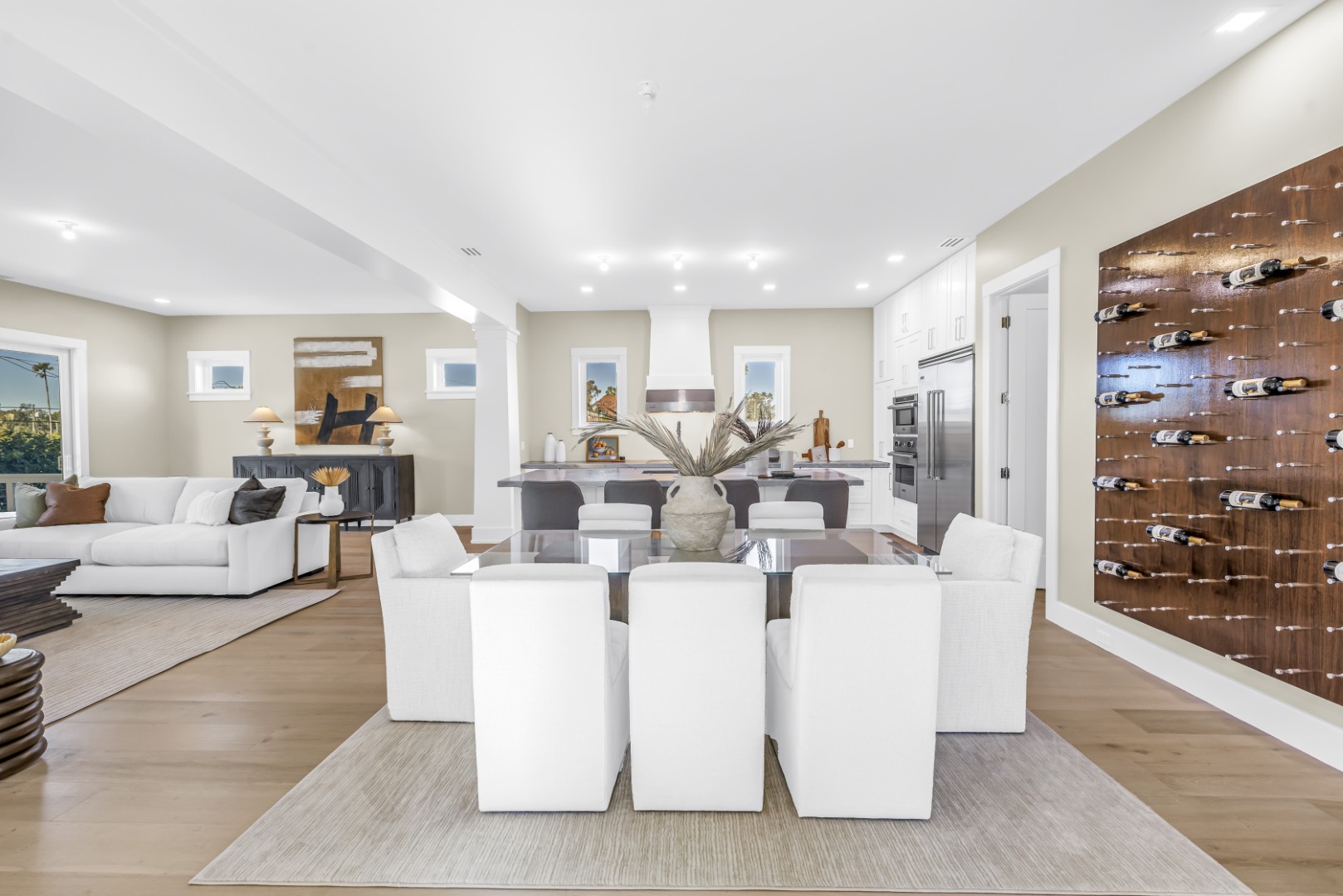 St Petersburg, Florida, 33703, United States, 5 Bedrooms Bedrooms, ,5 BathroomsBathrooms,Residential,For Sale,2013294