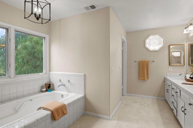 Rancho Santa Fe, California, 92091, United States, 4 Bedrooms Bedrooms, ,3 BathroomsBathrooms,Residential,For Sale,1846225