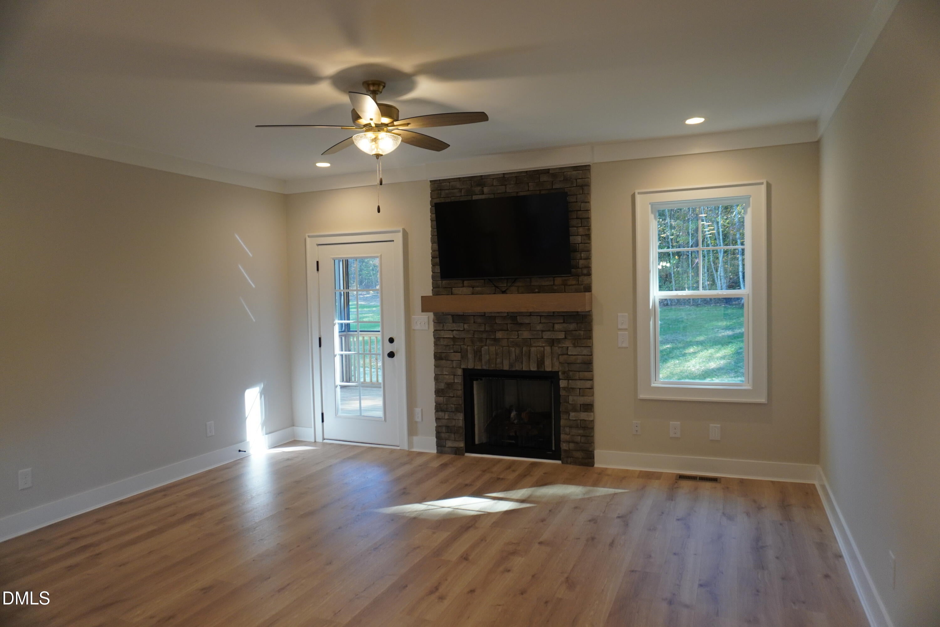 Spring Hope, North Carolina, 27882, United States, 3 Bedrooms Bedrooms, ,3 BathroomsBathrooms,Residential,For Sale,1906584