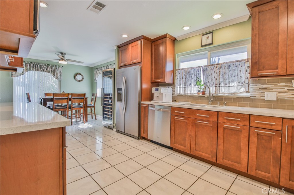 Valencia, California, 91354, United States, 3 Bedrooms Bedrooms, ,3 BathroomsBathrooms,Residential,For Sale,2034142