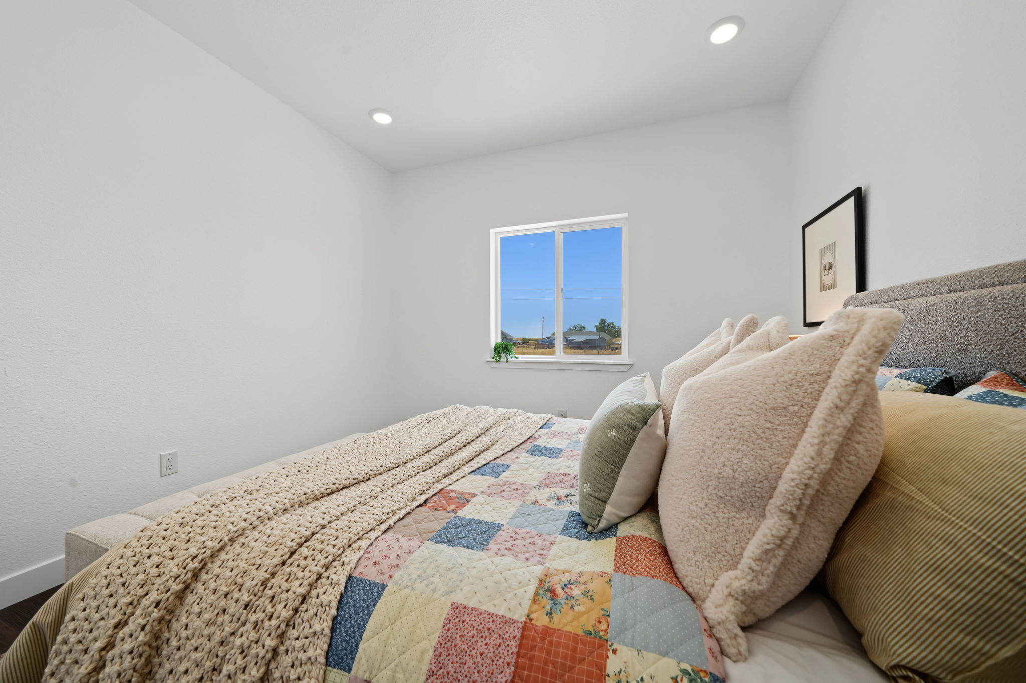  1916 Village Drive, Ione, CA 95640 - 物件實景