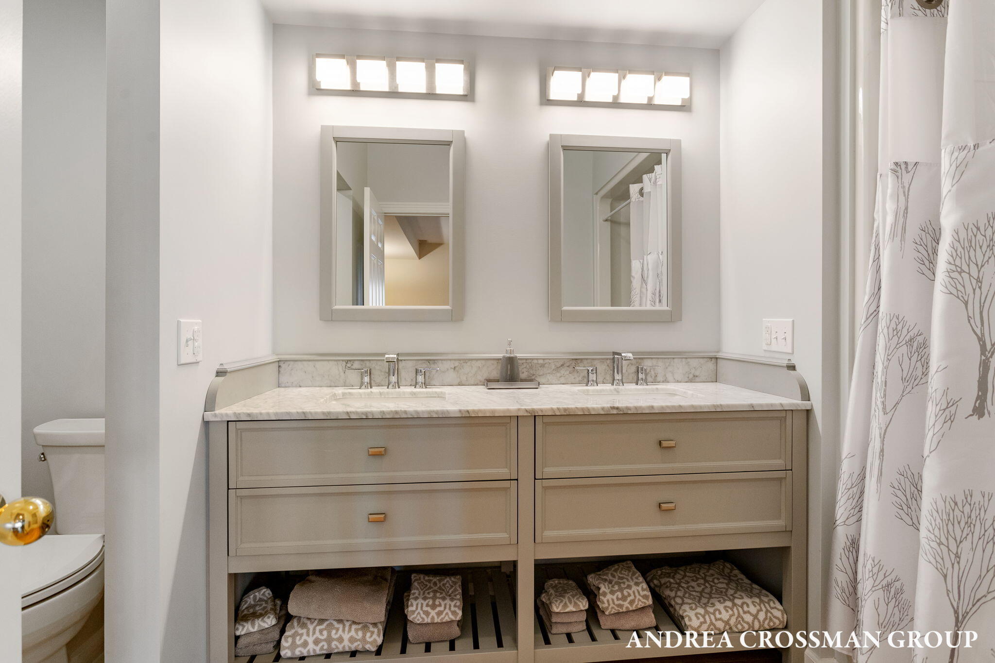 Shelby, Michigan, 49455, United States, 4 Bedrooms Bedrooms, ,3 BathroomsBathrooms,Residential,For Sale,1989190