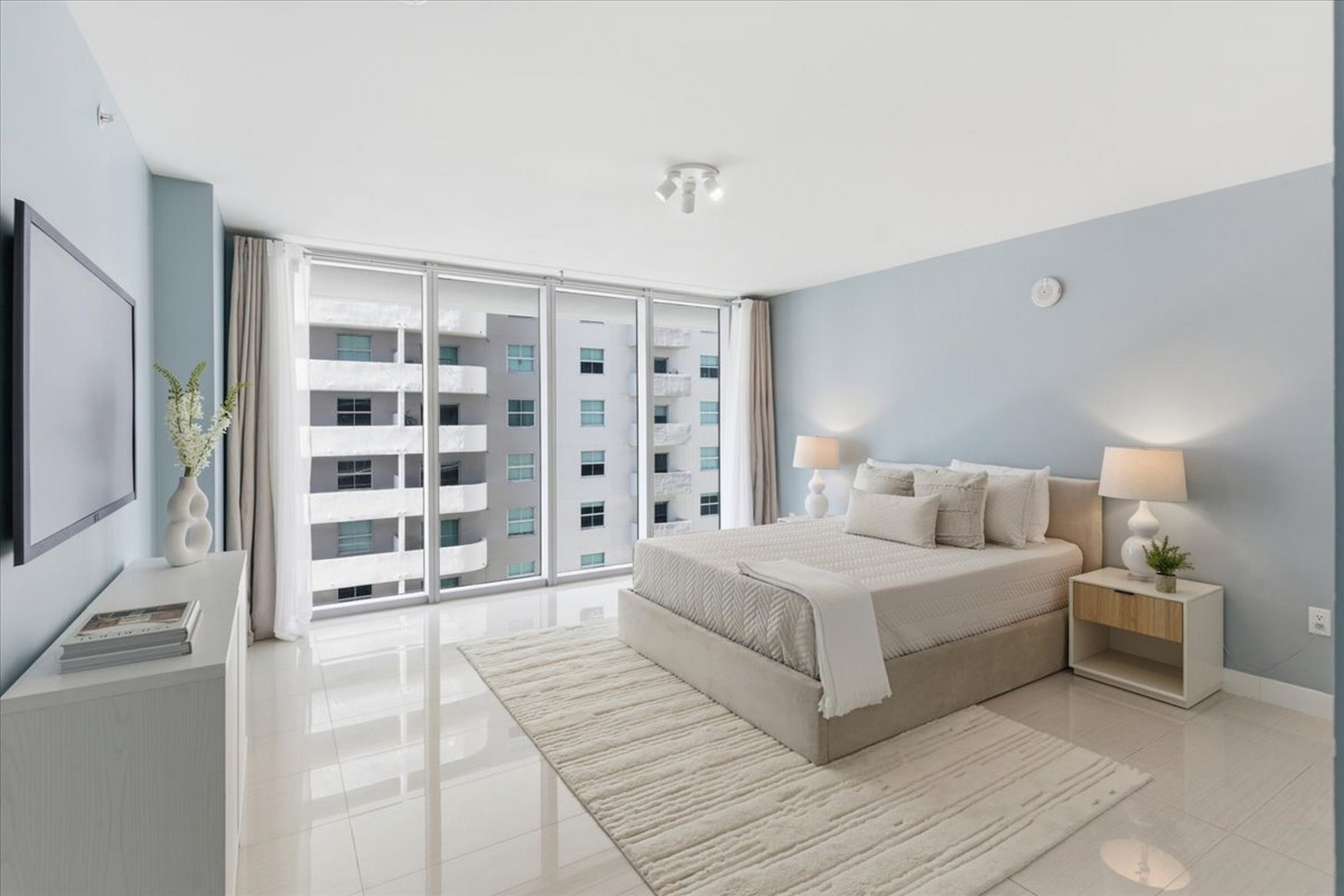  1111 SW 1st Ave, Miami, FL, 33130 - 物件實景