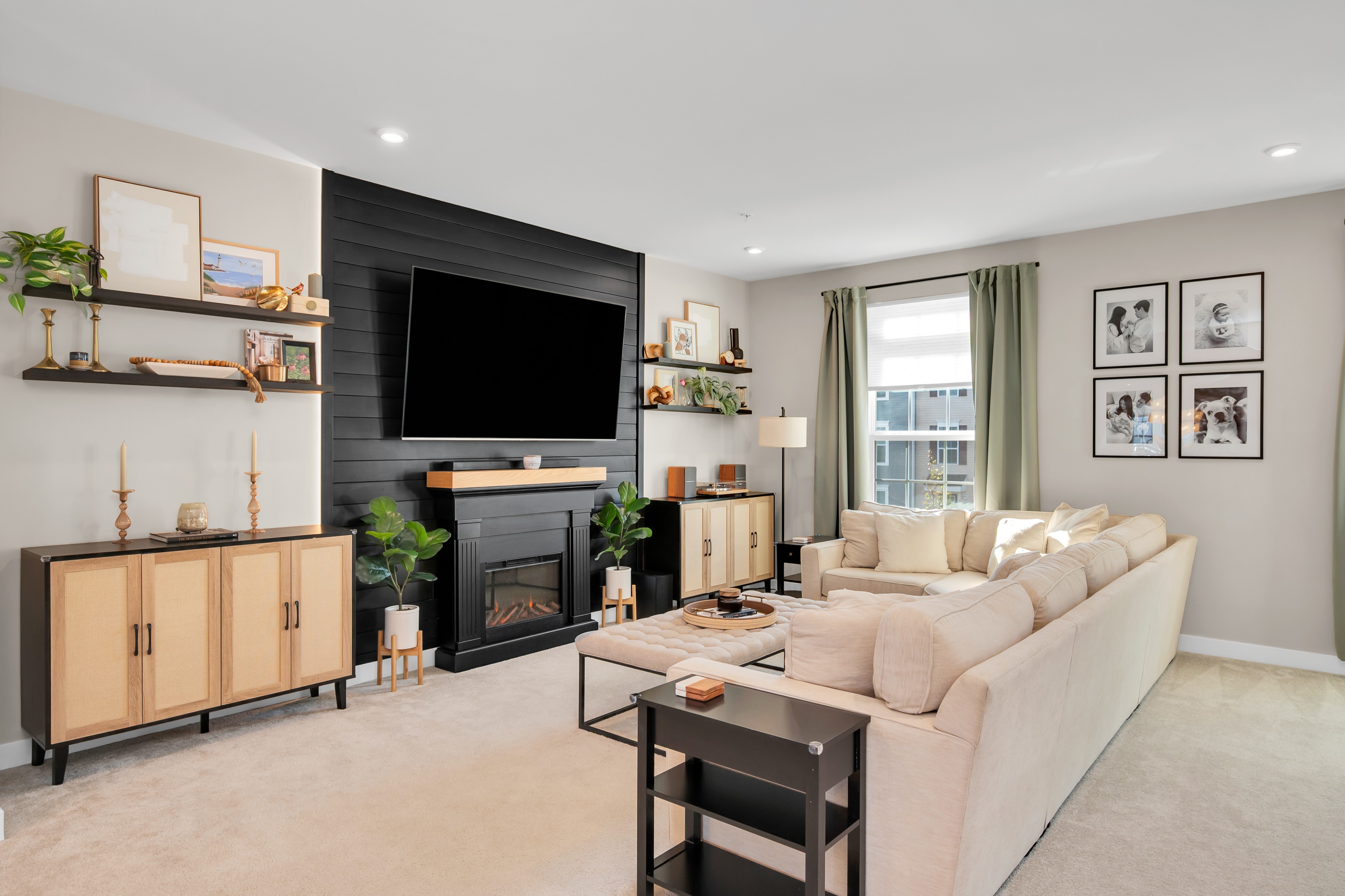  3-Bedroom, 2 full & 2 ½-Bath Townhome at Anchors @Glassworks - 物件實景