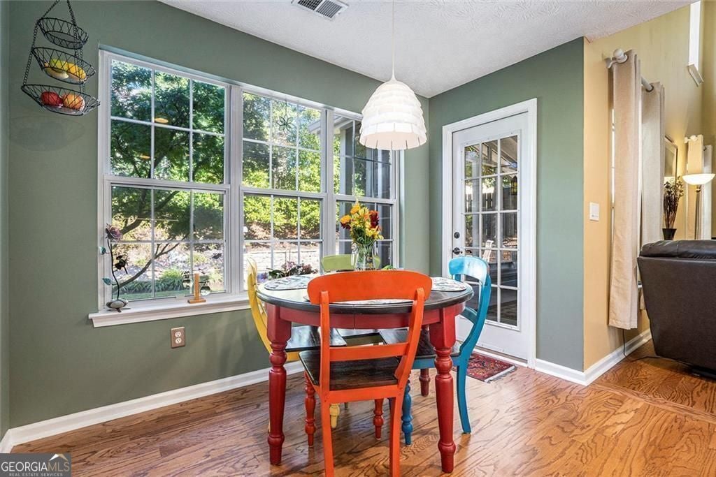 Marietta, Georgia, 30064, United States, 4 Bedrooms Bedrooms, ,3 BathroomsBathrooms,Residential,For Sale,1985549