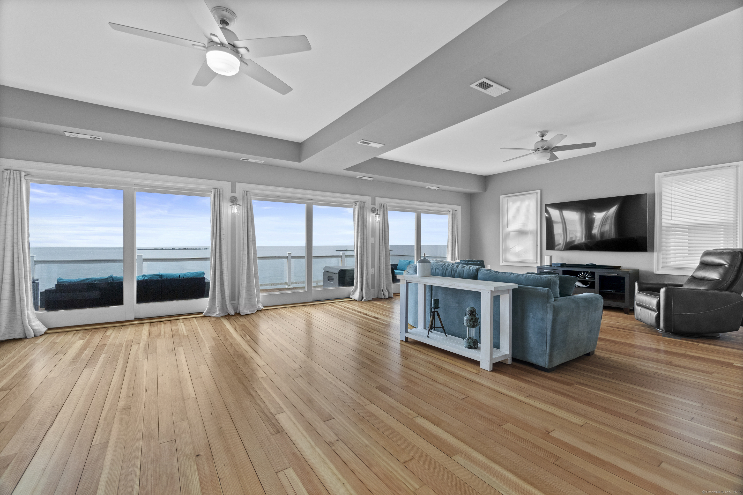 East Haven, Connecticut, 06512, United States, 4 Bedrooms Bedrooms, ,2 BathroomsBathrooms,Residential,For Sale,1939222