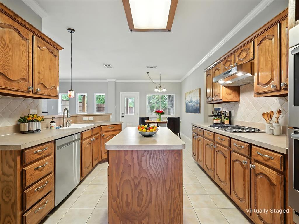 Rockwall, Texas, 75087, United States, 4 Bedrooms Bedrooms, ,3 BathroomsBathrooms,Residential,For Sale,1916935