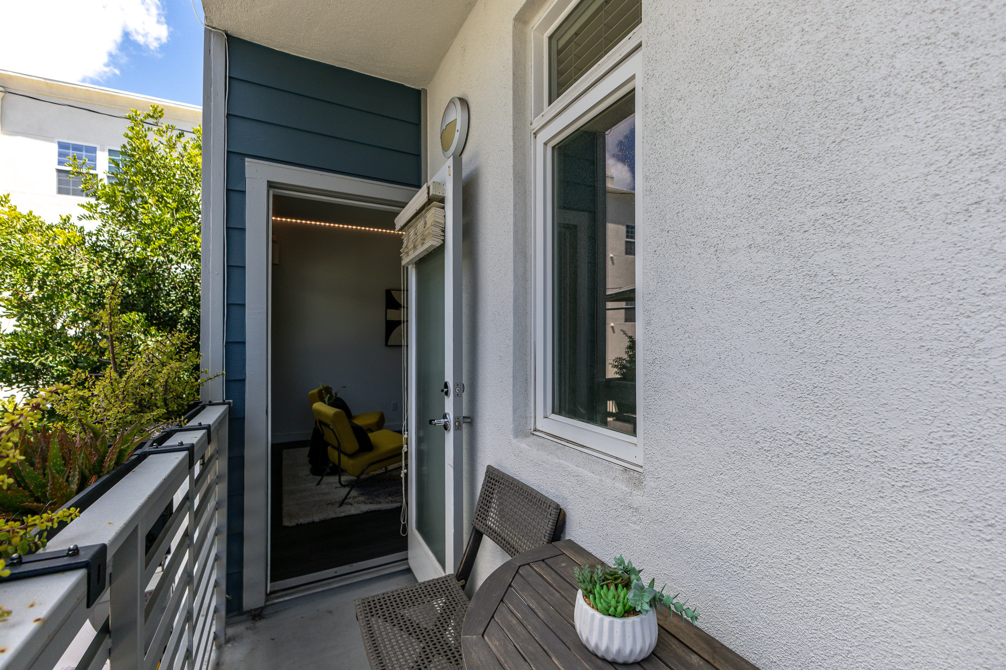  10735 Bloomfield Street, #5 - 物件實景