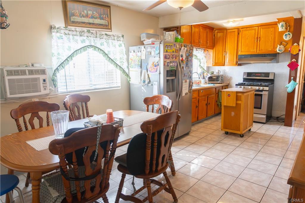 City Terrace, California, 90033, United States, 2 Bedrooms Bedrooms, ,1 BathroomBathrooms,Residential,For Sale,1936907