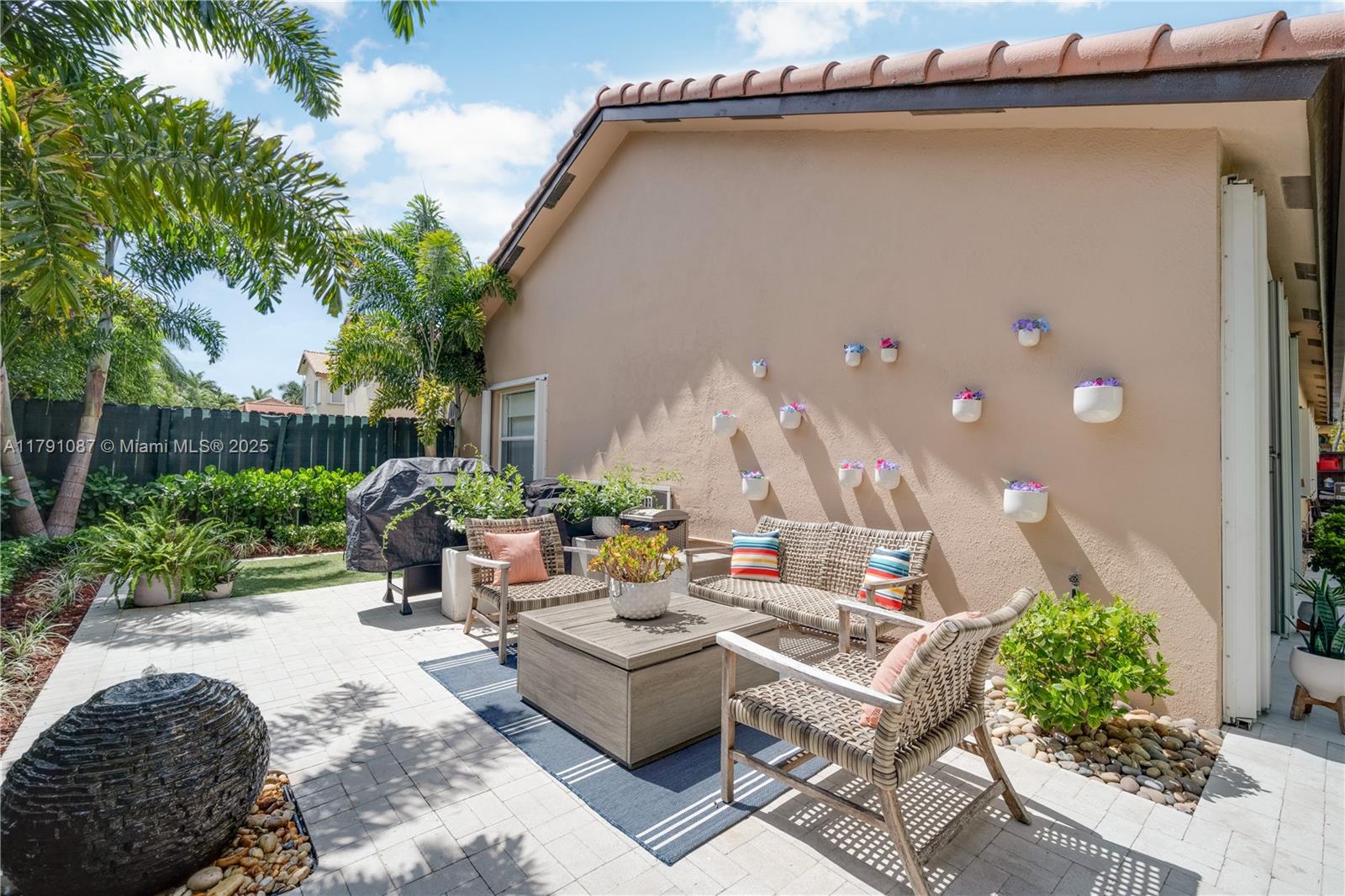 Doral, Florida, 33178, United States, 3 Bedrooms Bedrooms, ,2 BathroomsBathrooms,Residential,For Sale,1795059