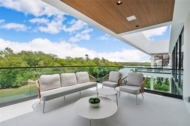 681 Golden Harbour Drive, Boca Raton, Florida, 33432, United States, 6 Bedrooms Bedrooms, ,7 BathroomsBathrooms,Residential,For Sale,681 Golden Harbour Drive,1680950