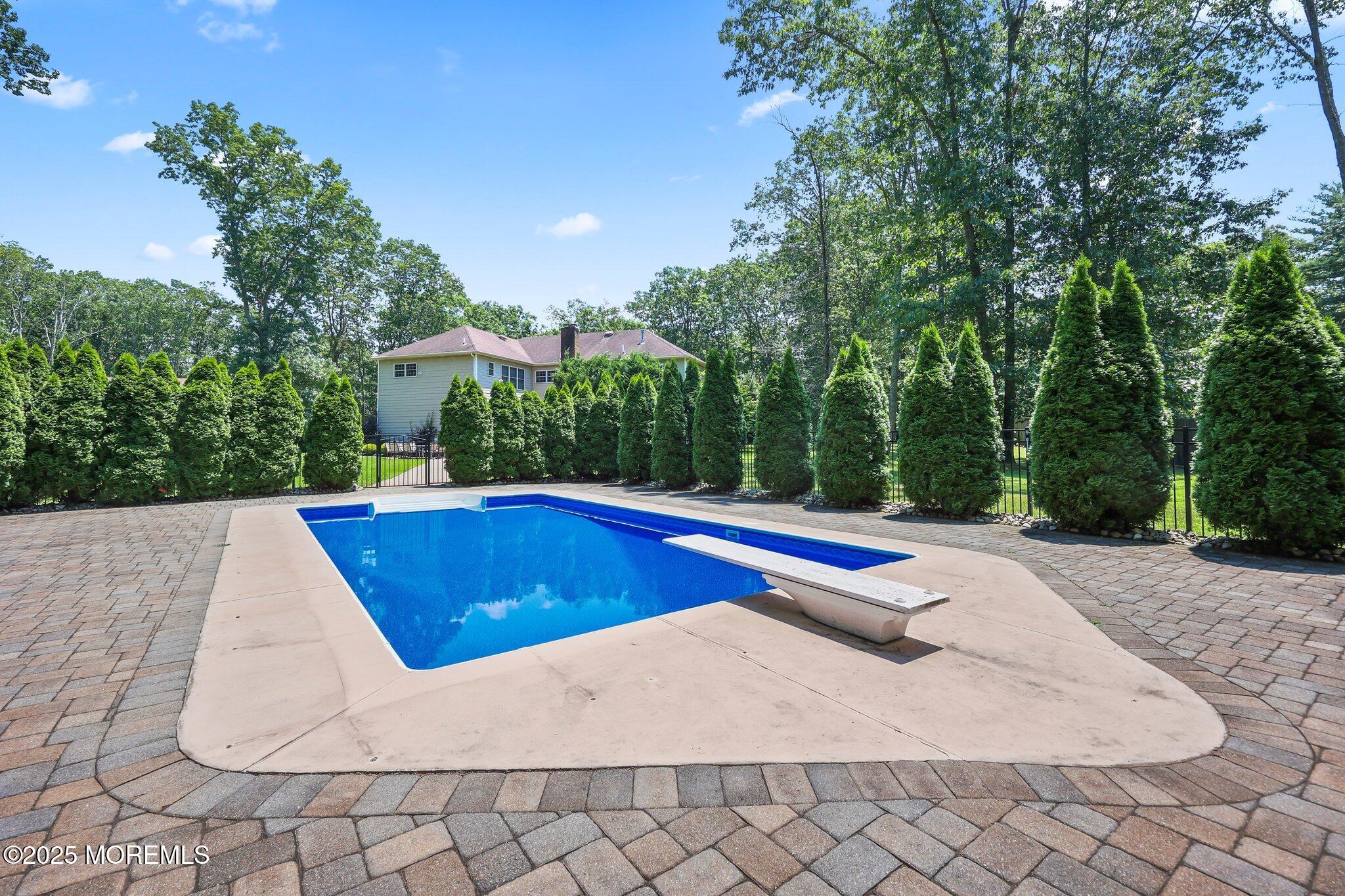 Millstone, New Jersey, 07726, United States, 5 Bedrooms Bedrooms, ,4 BathroomsBathrooms,Residential,For Sale,1804115