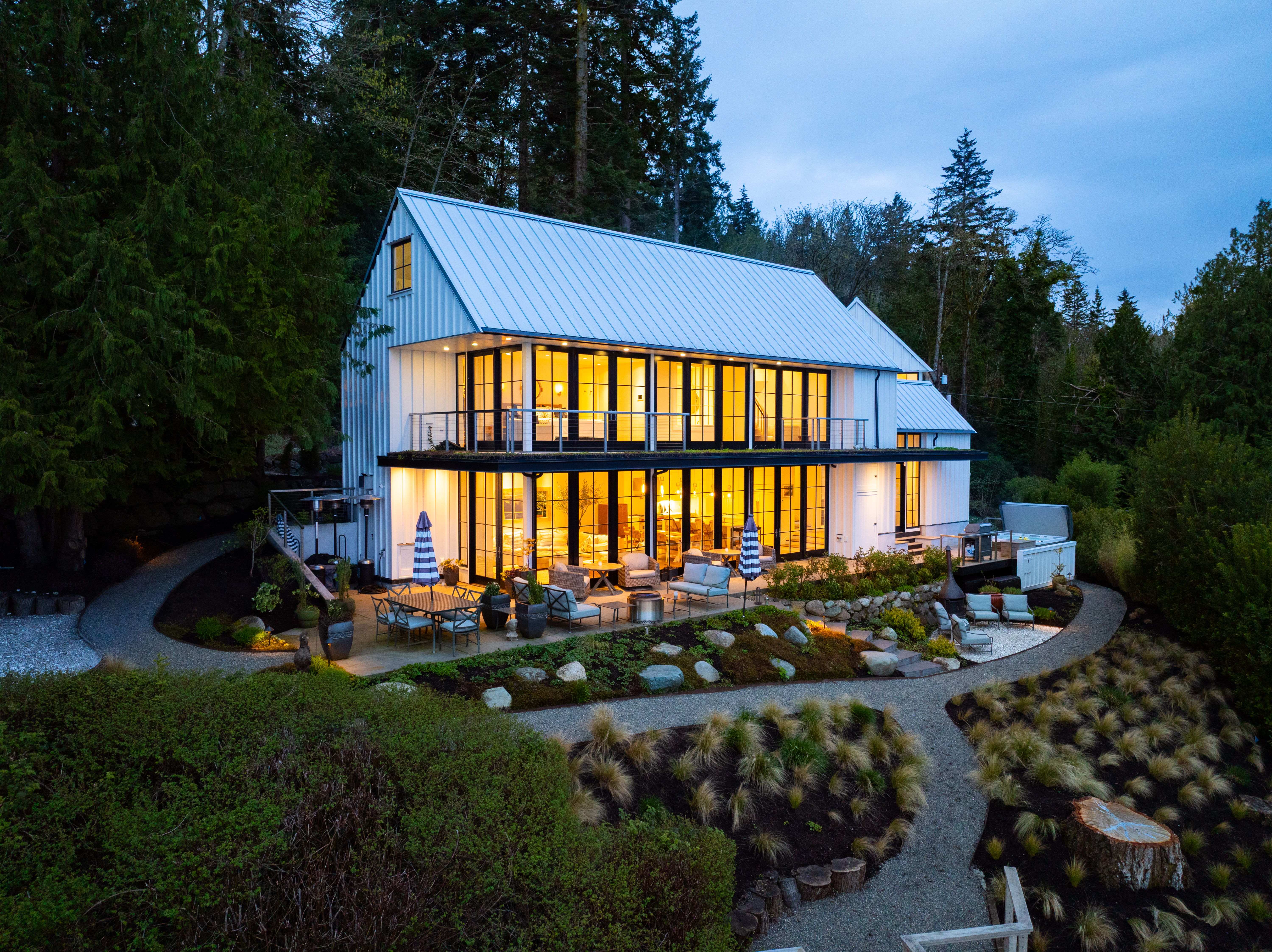 9844 Northeast Lafayette Avenue, Bainbridge Island, WA 98110
