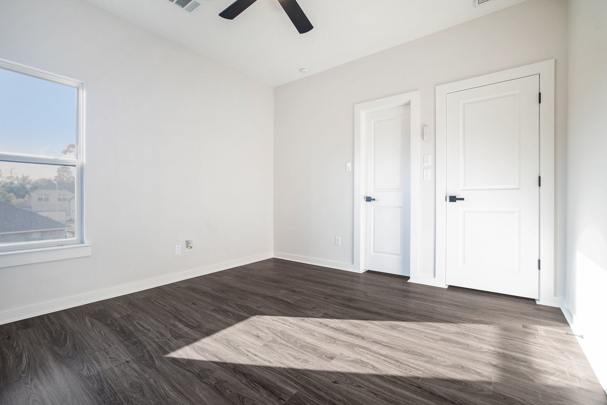 Tomball, Texas, 77375, United States, 4 Bedrooms Bedrooms, ,4 BathroomsBathrooms,Residential,For Sale,1956525